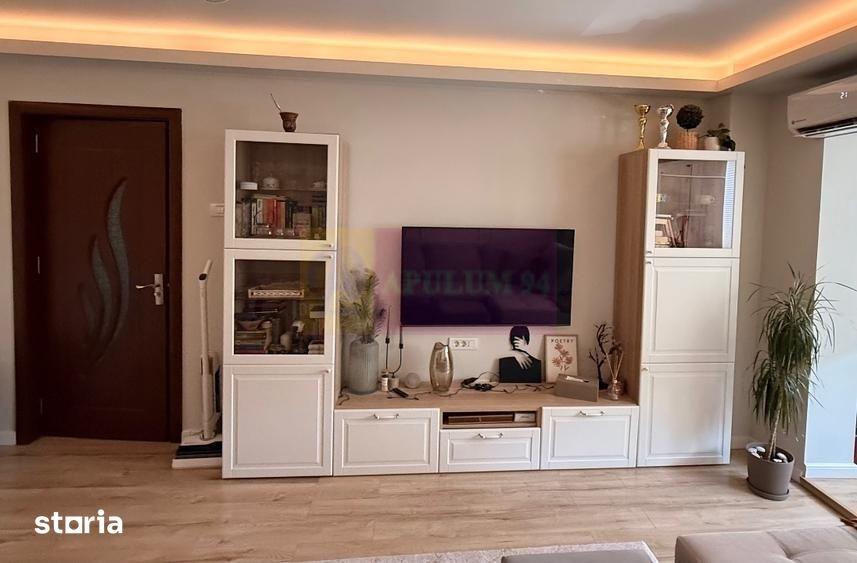 Apartament cu 3 camere în Vitan