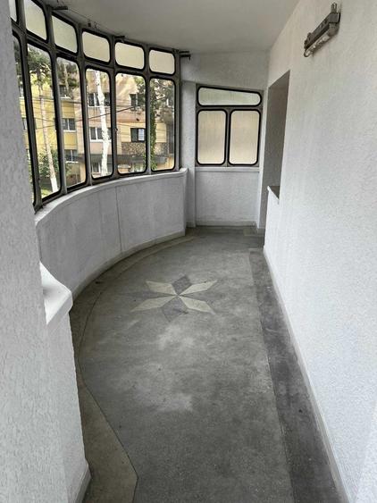 Casă cu 4 camere decomandat în Burdujeni