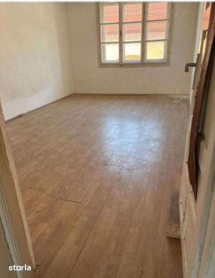 Spațiu comercial, de 228.12 mp, în Sânandrei