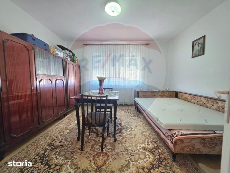 Casă cu 3 camere cu Teren 367 Mp în Central
