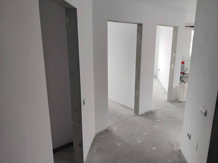 Apartament nou cu 3 camere decomandate, confort sporit, etaj intermediar, cu 2 bai si garaj sub bloc - 5