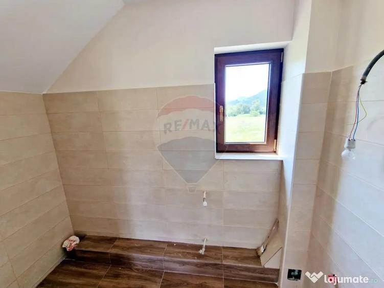 Casa / Vila cu 8 camere de vanzare in zona Balaur - 3