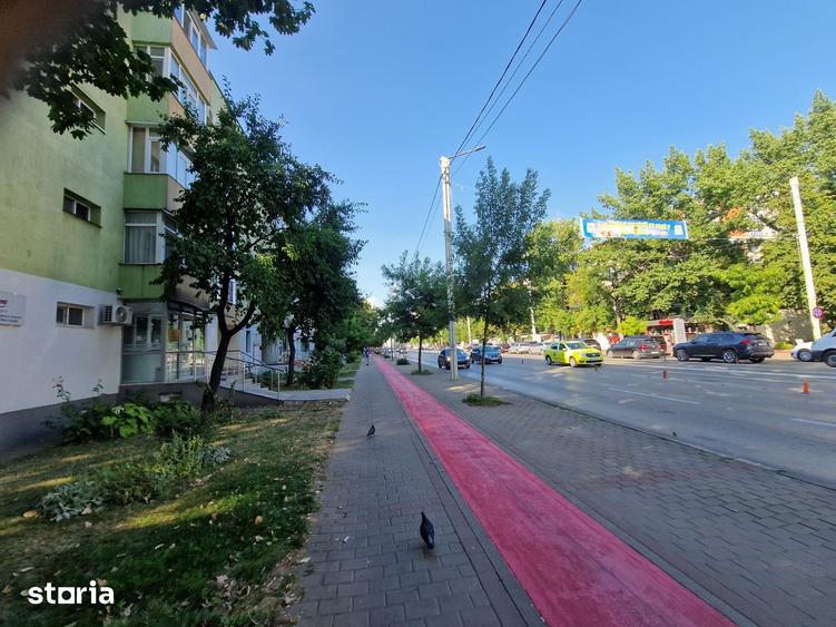 Apartament cu 2 camere semidecomandat în Podu Roș