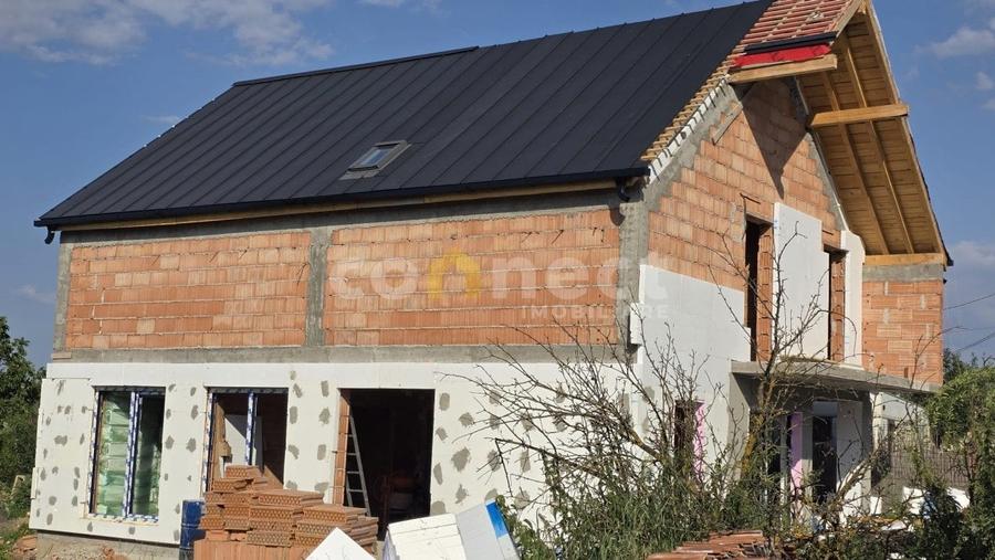 Casa cu 4 camere, 3 bai Teren 500 mp I Tureni - 23