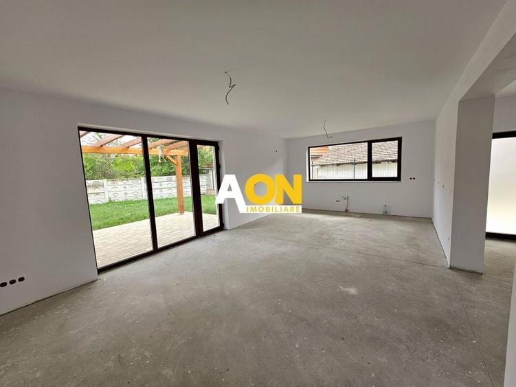 Casa semifinisata, 4 camere, 392 mp teren,  Barabant - 3