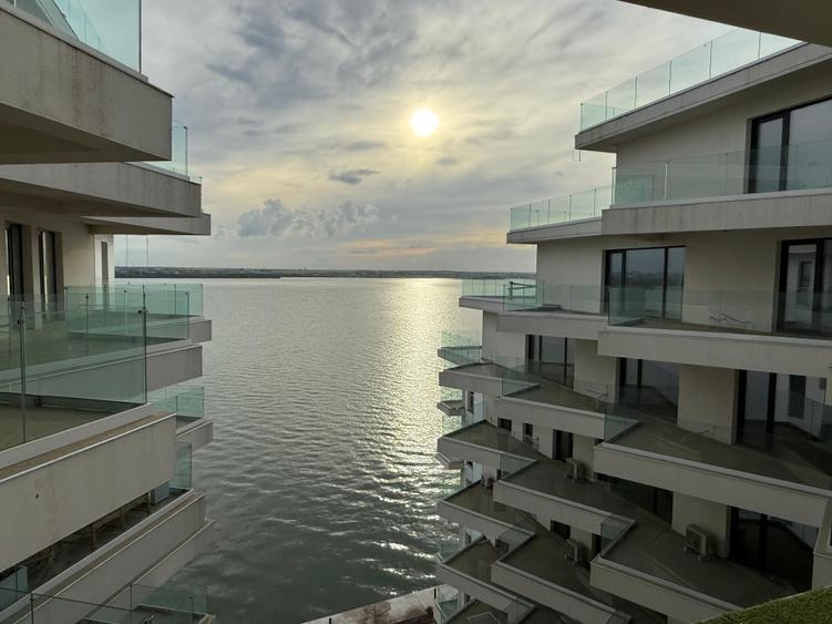 Apartament 3 camere lux Mamaia cu vedere frontala la lac - 9