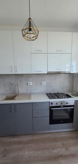 Apartament 2 camere Grivitei 230, etaj 7, renovat, mobilat, balcon - 5