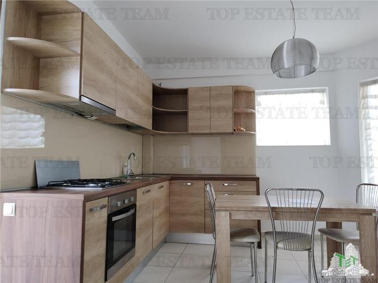 Casa de vanzare pe Erou Iancu Nicolae cu piscina - 9