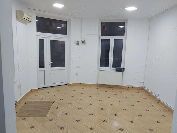 Vand casa cu spatiu comercial,120 mp,central,cu deschidere la 2 strazi - 6