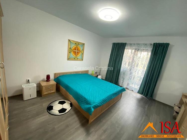 Garsonieră decomandată + curte proprie – ȘELIMBĂR