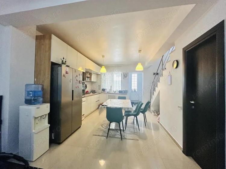 Casa superba cu 3 camere ?i curte langa ?coala Petru Rare? - 11