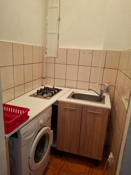 Metrou Gara de Nord langa bloc, centrala termica, etaj 1/5 - 8