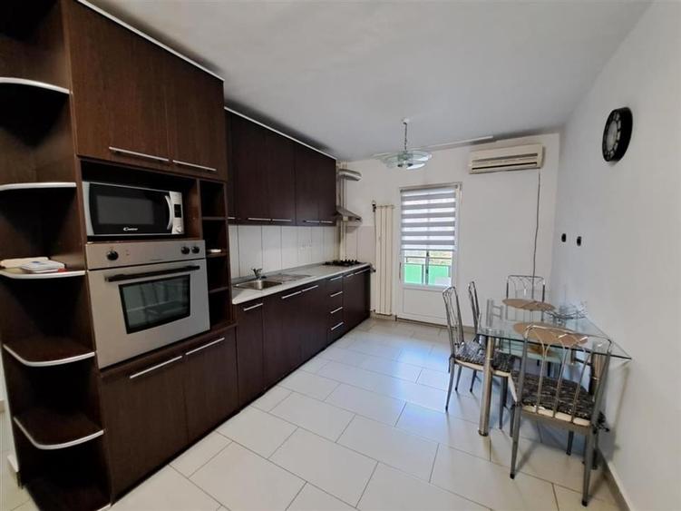 RECO chirie etajul 1 central - 1