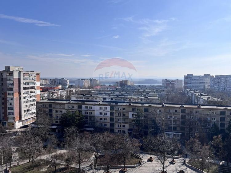 Apartament cu 2 camere de vânzare în zona Mazepa 1 - 8