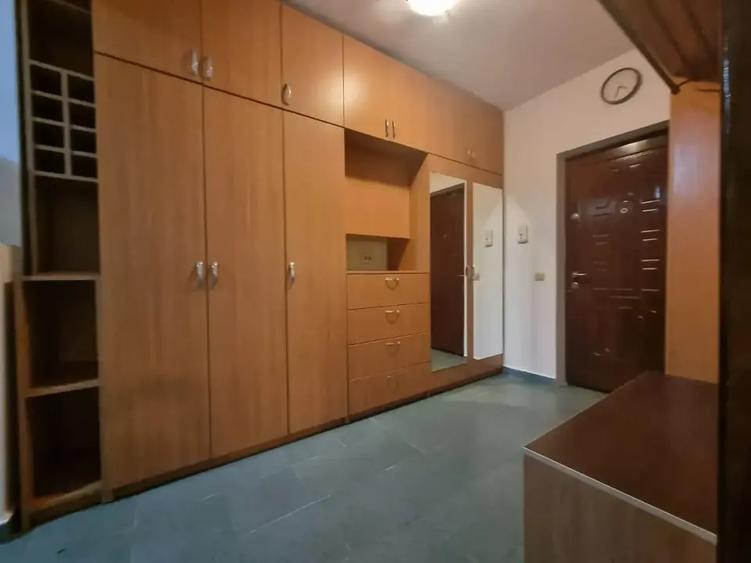 Chirie 2 camere Metrou Dristor Parcare Inclusa - 12