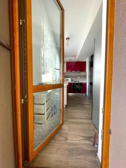 Apartament 3 camere de inchiriat, Cartierul Solar, loc de parcare - 12