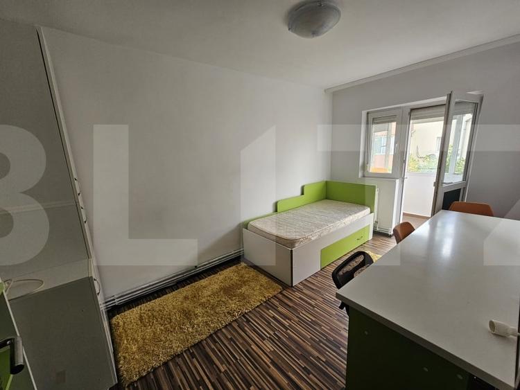 Apartament de vanzare, cu 3 camere, 65 mp, zona Girocului - 12