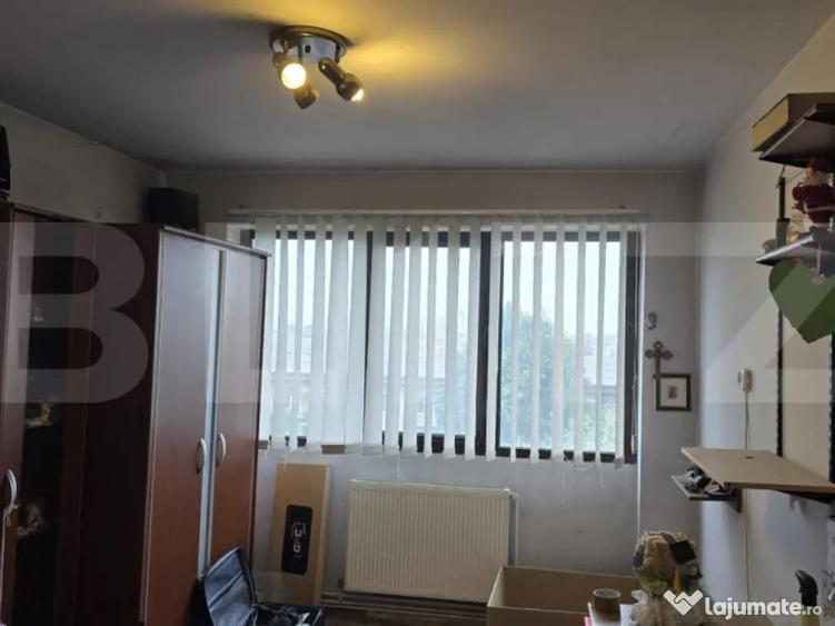 Apartament de vanzare, cu 2 camere, 46 mp, zona Micro 14 - 1