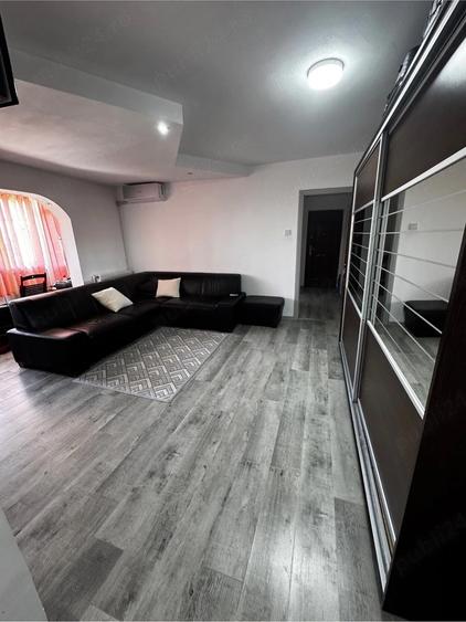 Vand apartament cu 2 camere,Unirii sud - 8