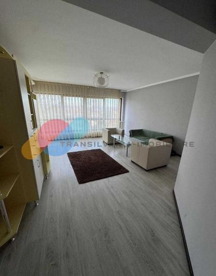 Apartament cu panorama, terasa 18 mp, zona centrala - 1