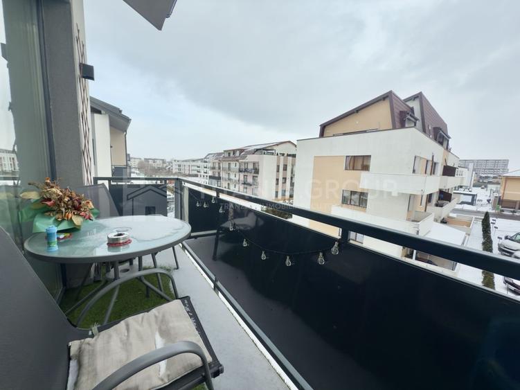 Apartament modern 3 camere, etaj intermediar + parcare - zona Coresi - 13