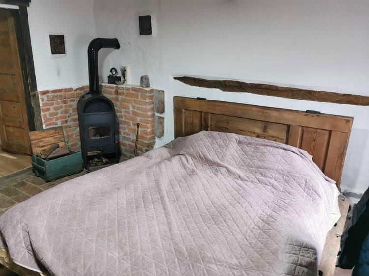 De Vanzare Casuta la Tara - 2