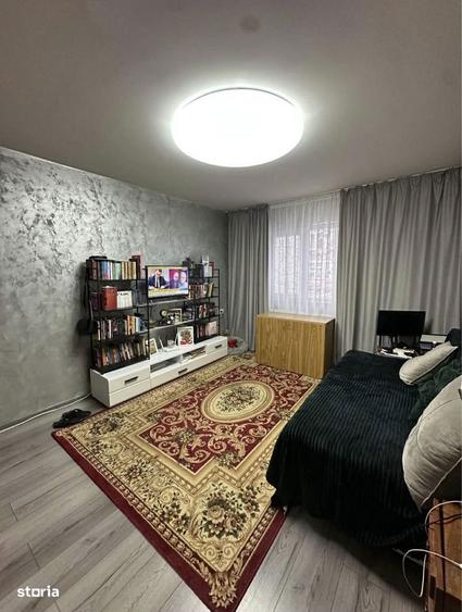 Etaj 1, cartier Alecsandri, strada Melodiei - 5