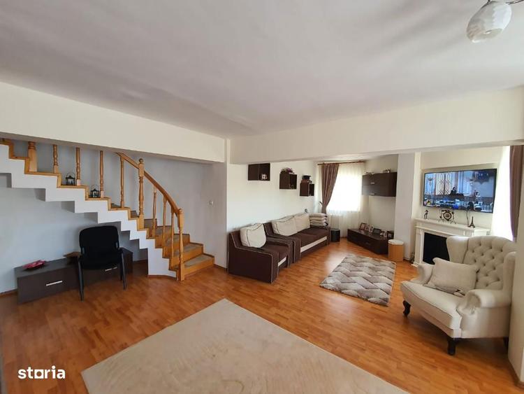 De vanzare Apartament 3 camere cu scara interioara, zona Cenru. - 9