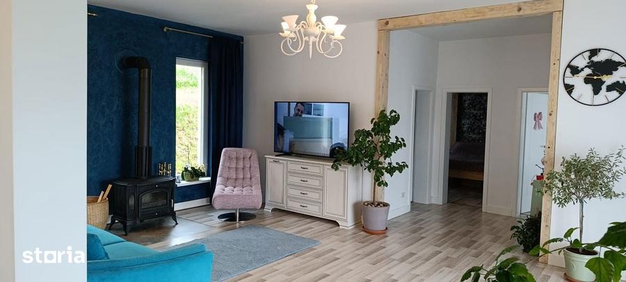 Proprietate speciala in Bran-Predelut cu 2 case - priveliste 180* - 12