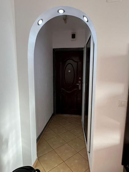Apartament 2 camere de vanzare - 1