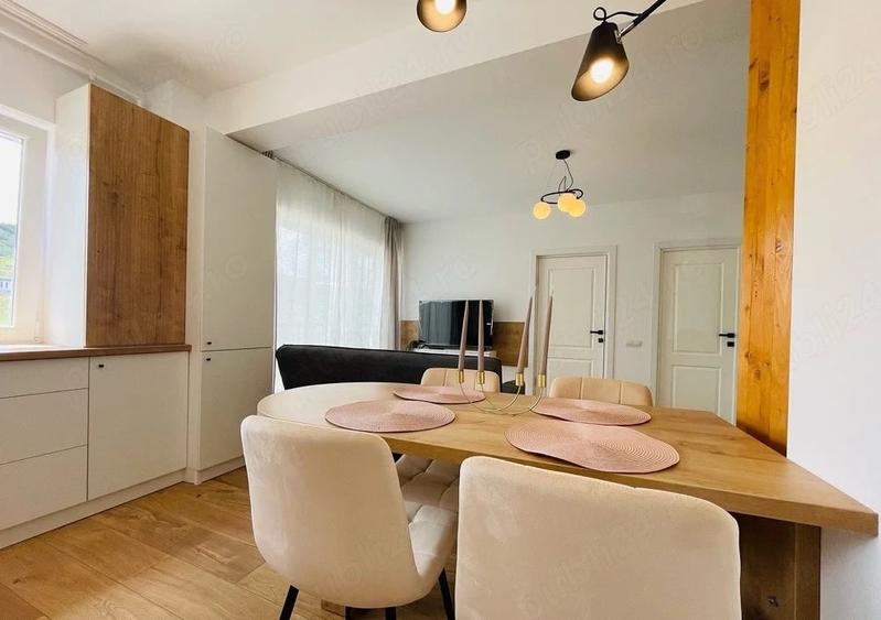 Apartament cu 2 camere semidecomandat, mobilat în Florești