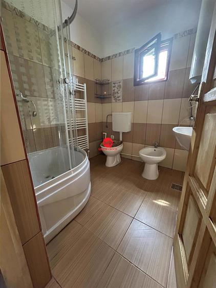 Casa la sol din BCA cu 3 camere, 4 bai, teren 555 mp, Eforie Sud - 11