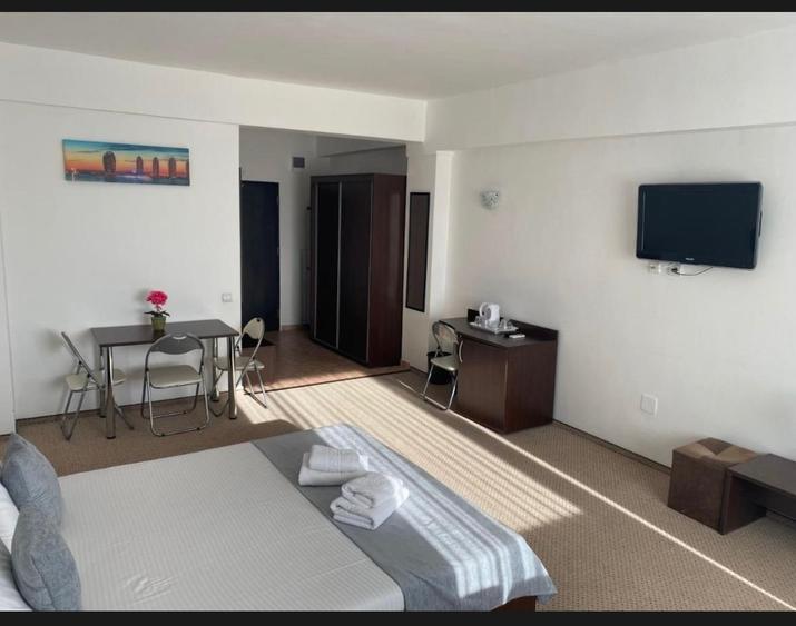 Garsoniera  mare 42 mp ,lux Eforie Nord, pozitie buna, mobilata, utilata - 4