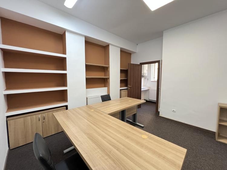 2 camere, Finisat, Curte str.Iuliu Maniu, Centru - 7