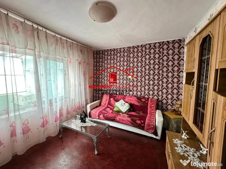 Casa la sol de vanzare - strada Deltei ! - 9