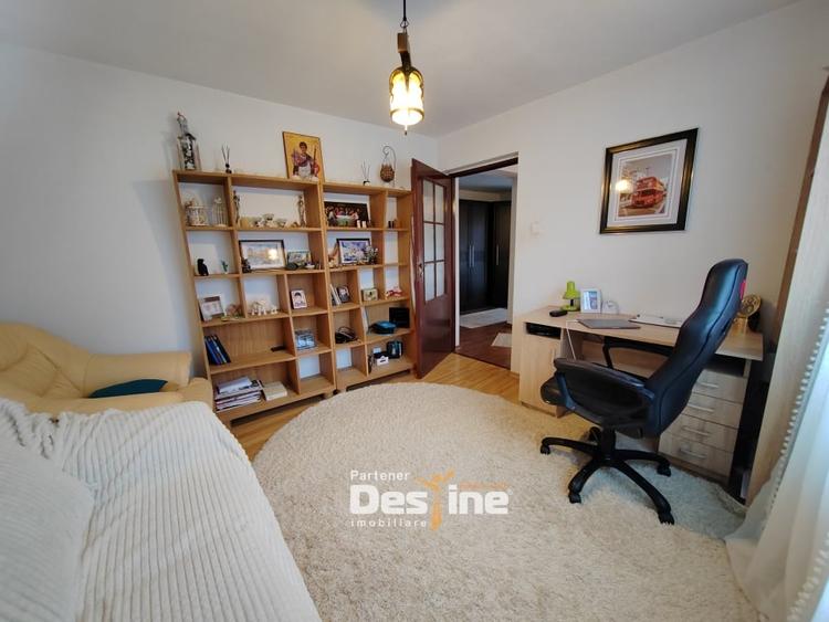 Casa individuala P+ETAJ+POD 200 mp + 536 mp TEREN - BUCIUM - 12