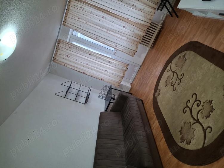 Particular inchiriez - 6