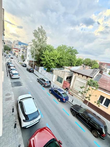 Mosilor - Foisorul de Foc / Vila spațioasă de închiriat – 9 camere / 330 MP - 11