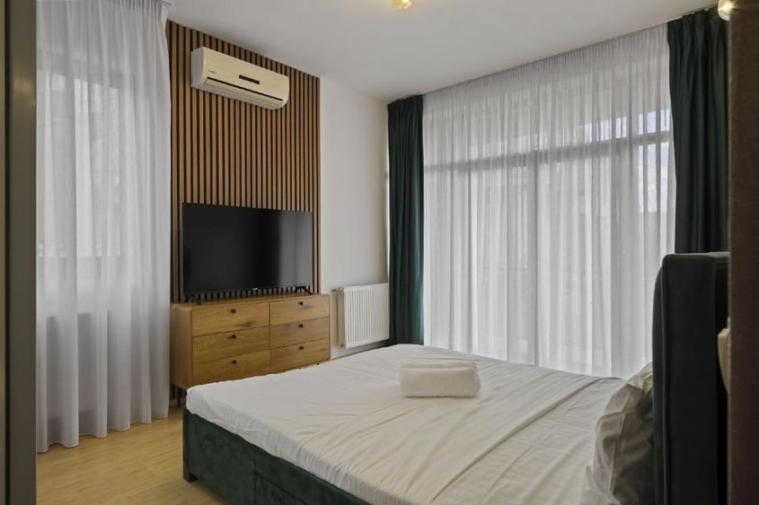 Casă individuală cu 5 camere cu Garaj în Central