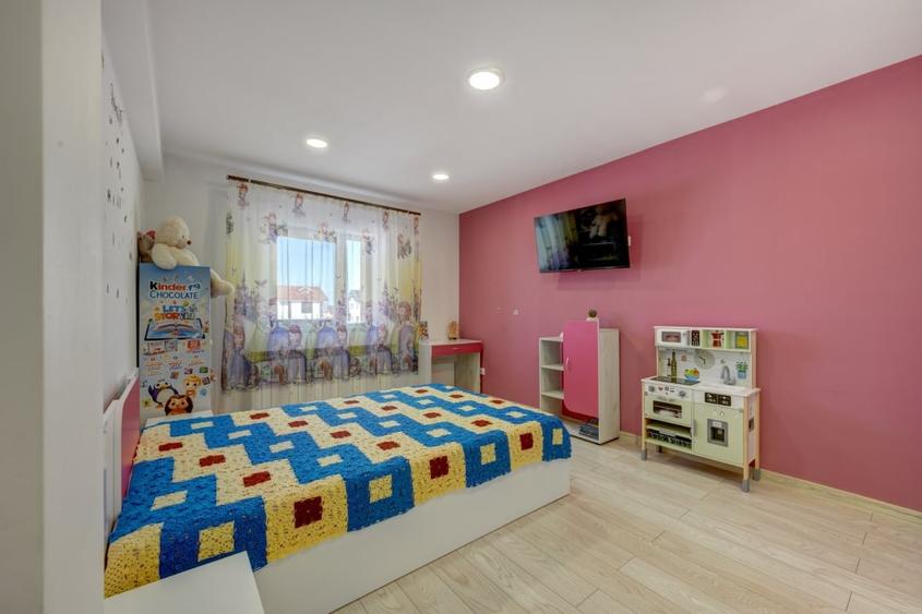 COMUNA BERCENI – TOAMNEI, CASA 5 CAMERE, 112 MP UTILI + POD 40 MP, LOT 320 MP! - 9