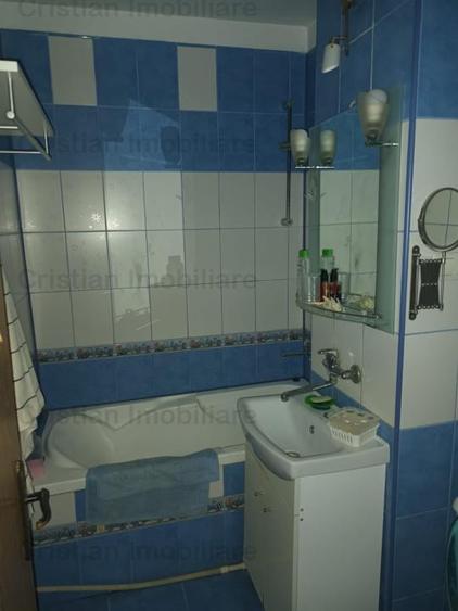 PARTER +Balcon 12m ,3 cam conf1 decomandat 77mp Viziru 3 - 8