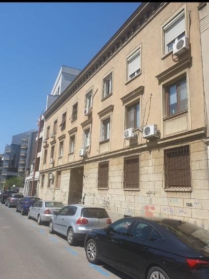 DOROBANTI/ SLATINEANU 3 CAMERE,, LINISTE, RENOVAT COMPLET 2025 , garaj, curte in - 2