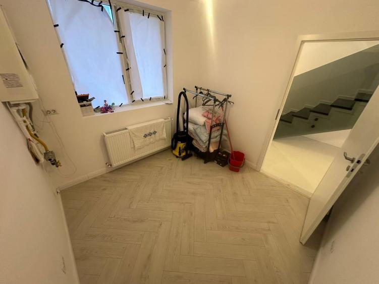 CASA INSIRUITA RIVIERA PARK, PARTIAL MOBILATA, CURTE 150 MP, COMIS 0% - 10