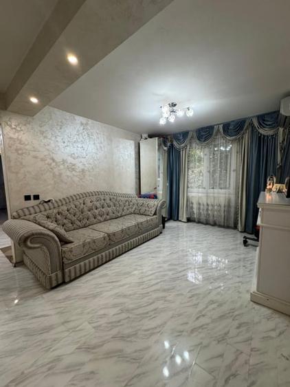 Apartament 3 Camere Piata Rahova - Buzoieni - 1