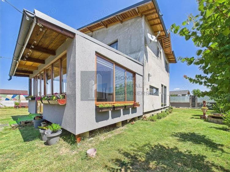 Casa de vanzare | Crevedia | 4 camere - 4