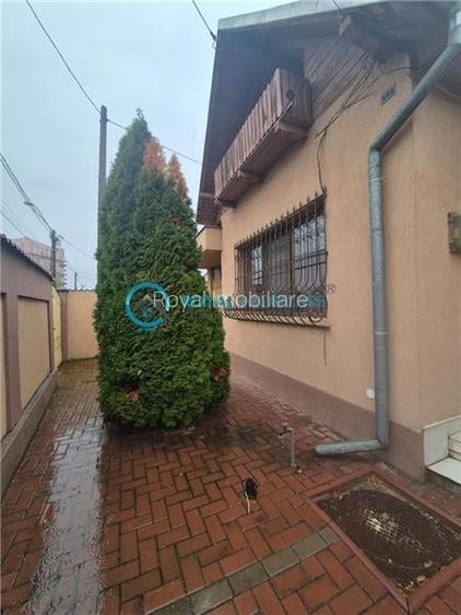 Royal Imobiliare - Vanzare Casa Zona Lupeni