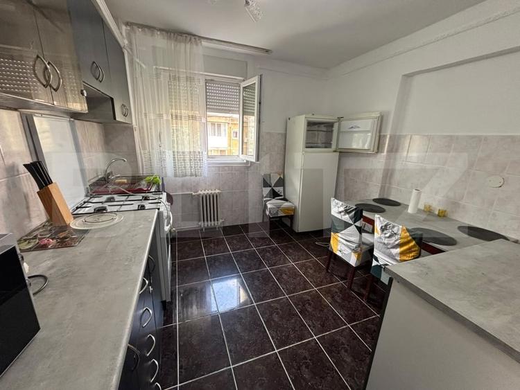 Apartament 2 camere de inchiriat, 50 mp, zona Rogerius - 2