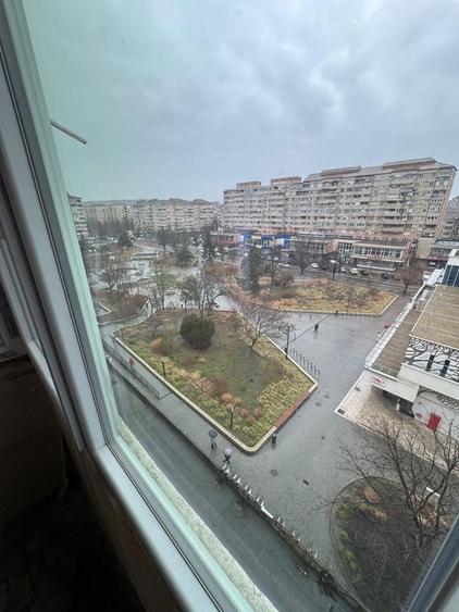 Apartament cu doua camere , zona Rogrius - 8