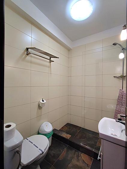 Pensiune de vanzare in Eforie Nord pe partea cu marea - 5