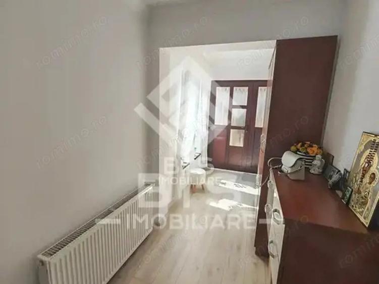 Casă cu 5 camere cu Teren 3500 Mp în Nord